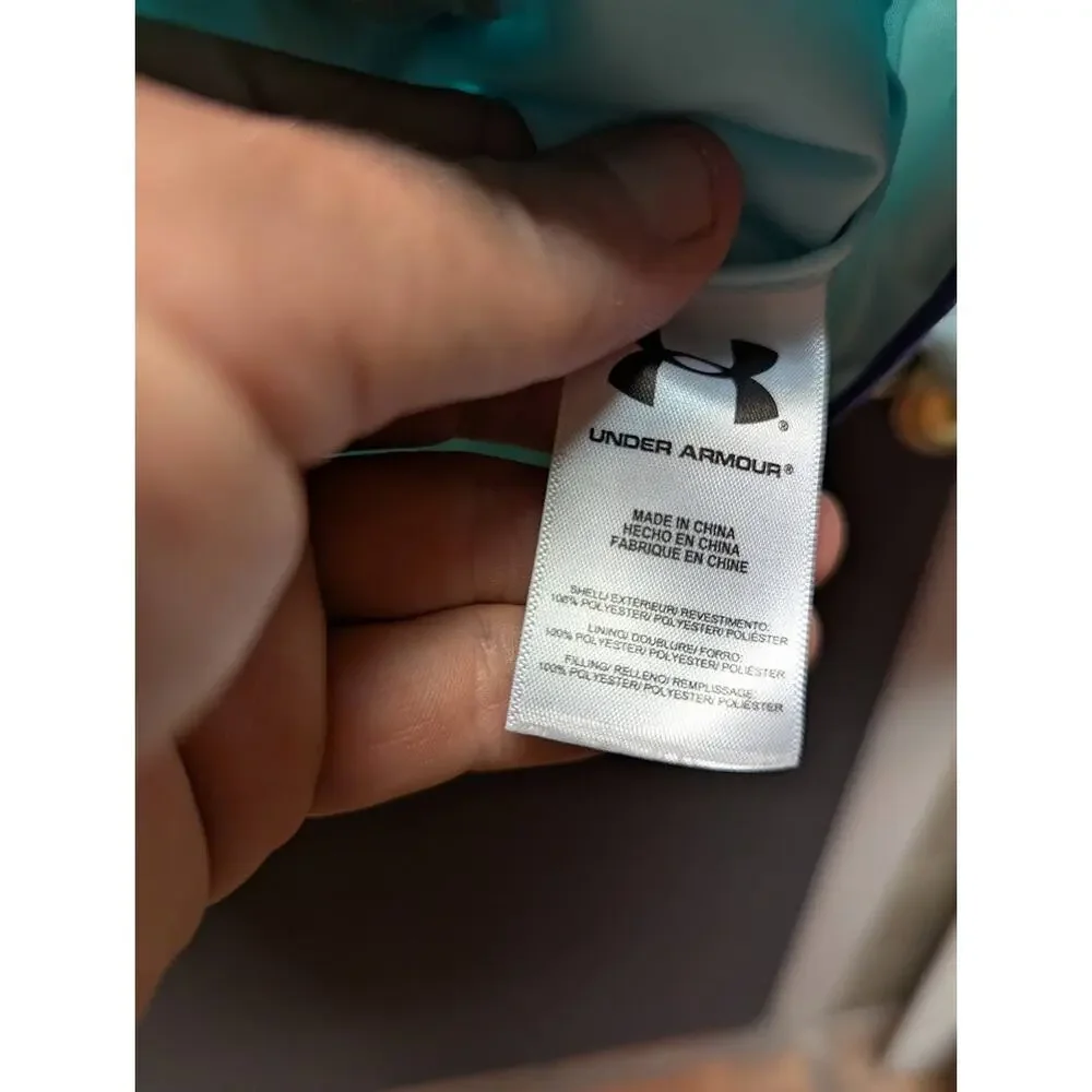 Under Armour Hood Puffer Jacket Long Sleeve Zip Front Slash Pocket aqua blue YLG